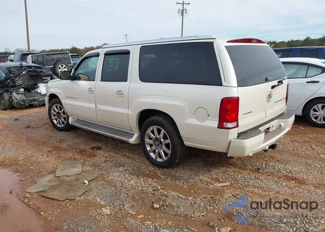 2005 Cadillac Escalade Esv Platinum Edition z USA, uszkodzony, nr VIN 3GYFK66N75G249211
